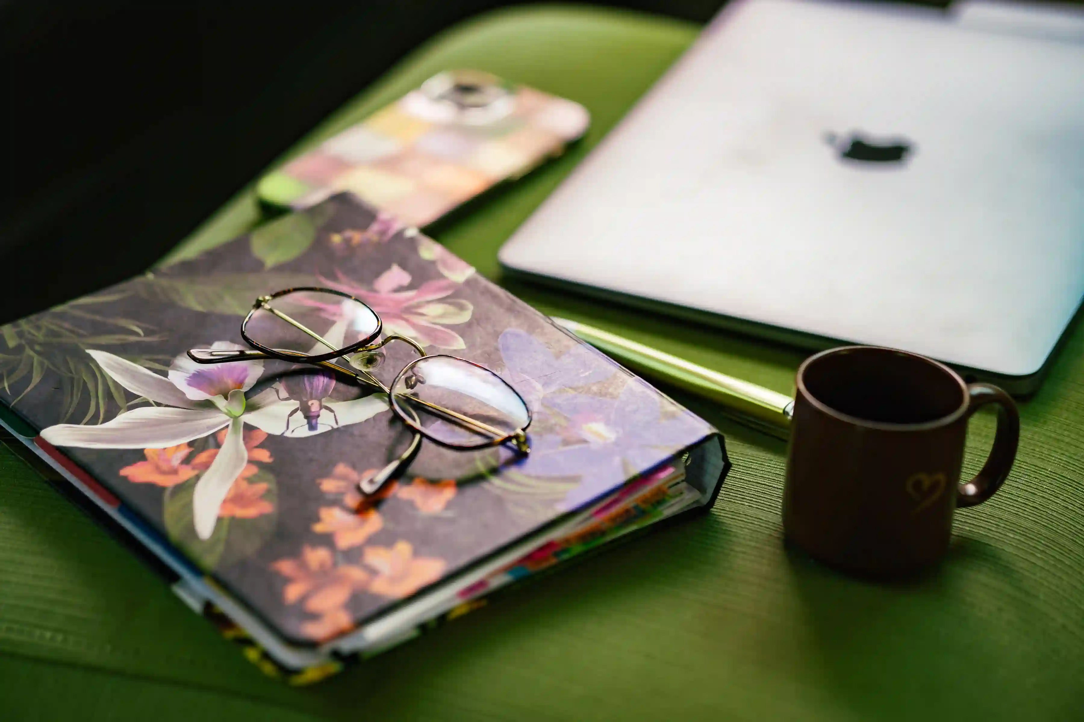 Background Sarah Leite